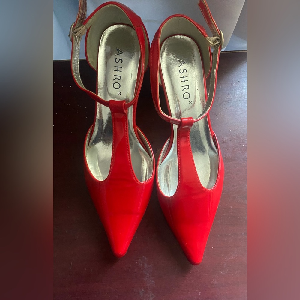 Red leather shoes 8.5 wide